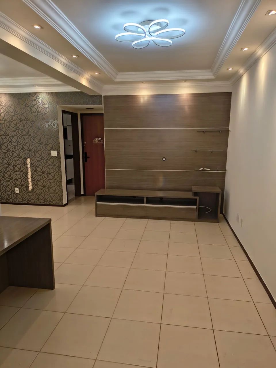 Alugo apartamento Taguatinga Sul - Edifício Maison/ Bloco B 