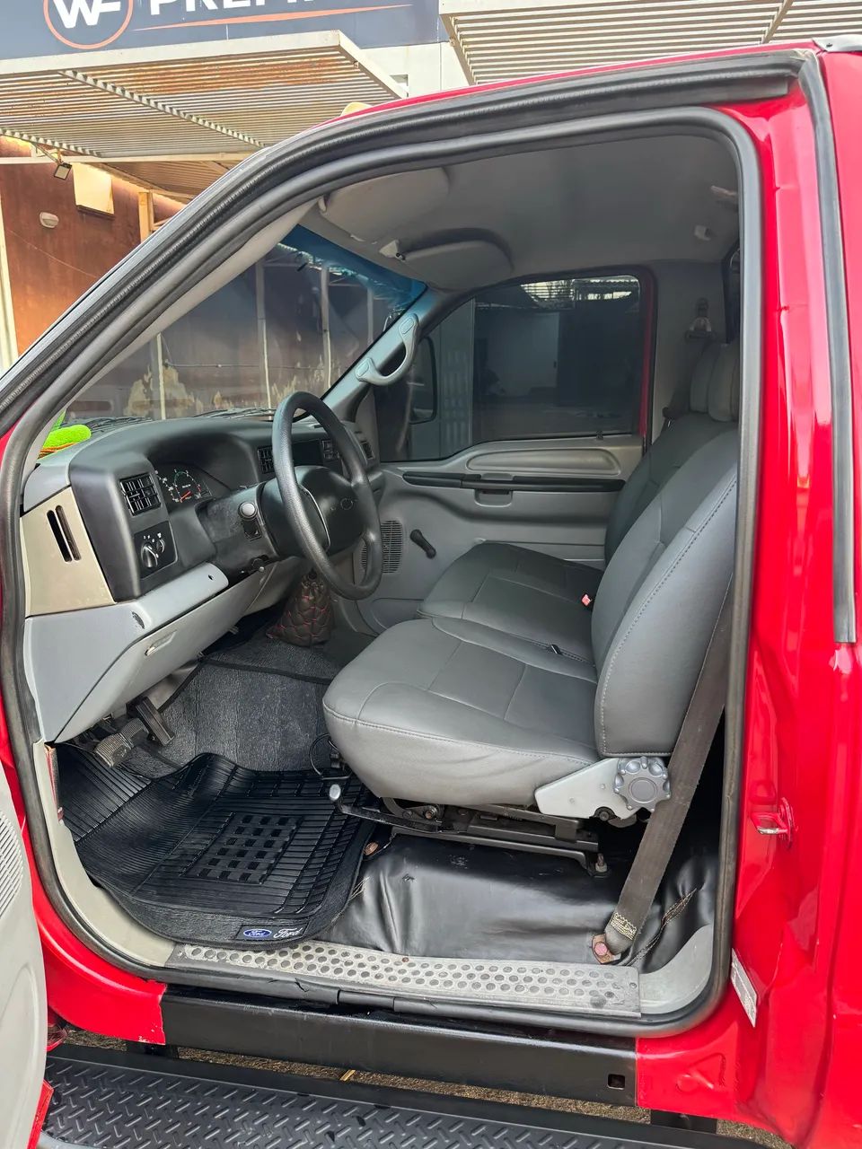 F350 Comis  2004  - Foto 5