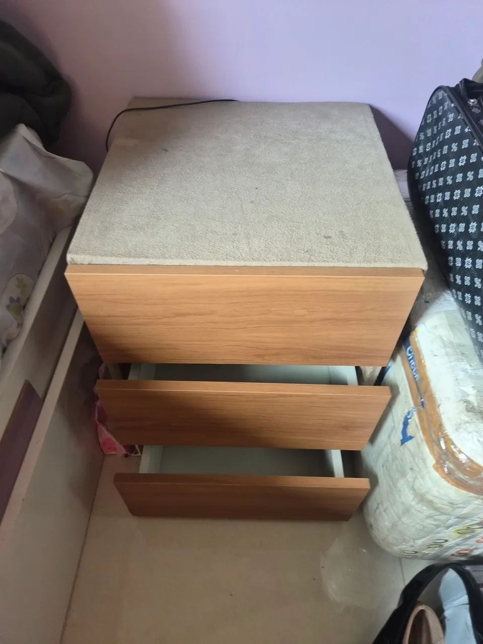 Mesa de cabeceira