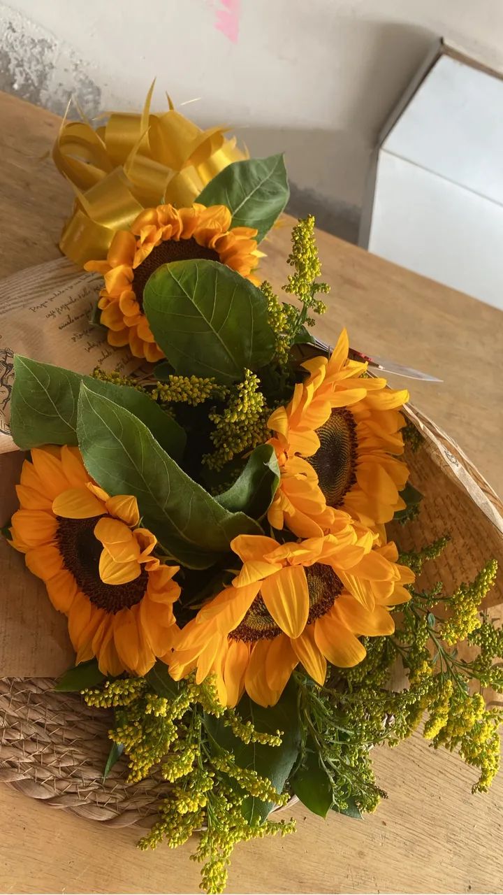 Buquê de flores a pronta entrega - Foto 2