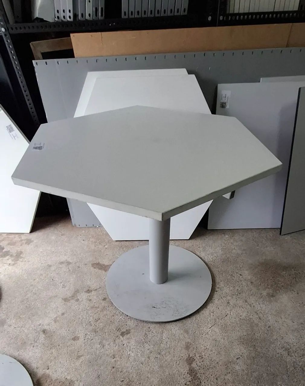 Mesa Hexagonal Multiuso Diâmetro 87cm Top 