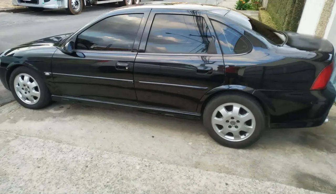 Chevrolet Vectra CD 2.2 16V / 2.0 16V Mec./aut. 2003