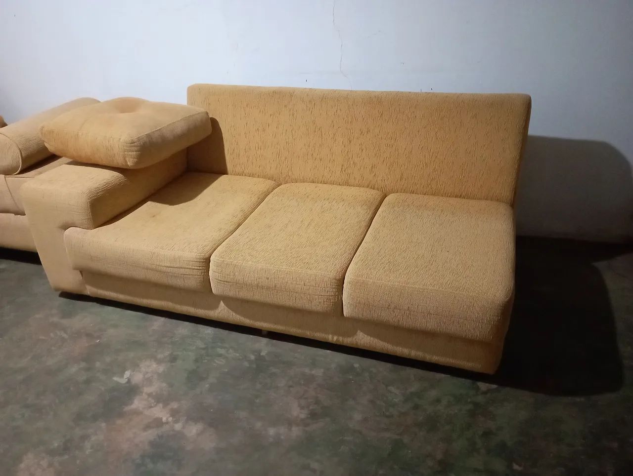 Sofá em L 7 lugares 