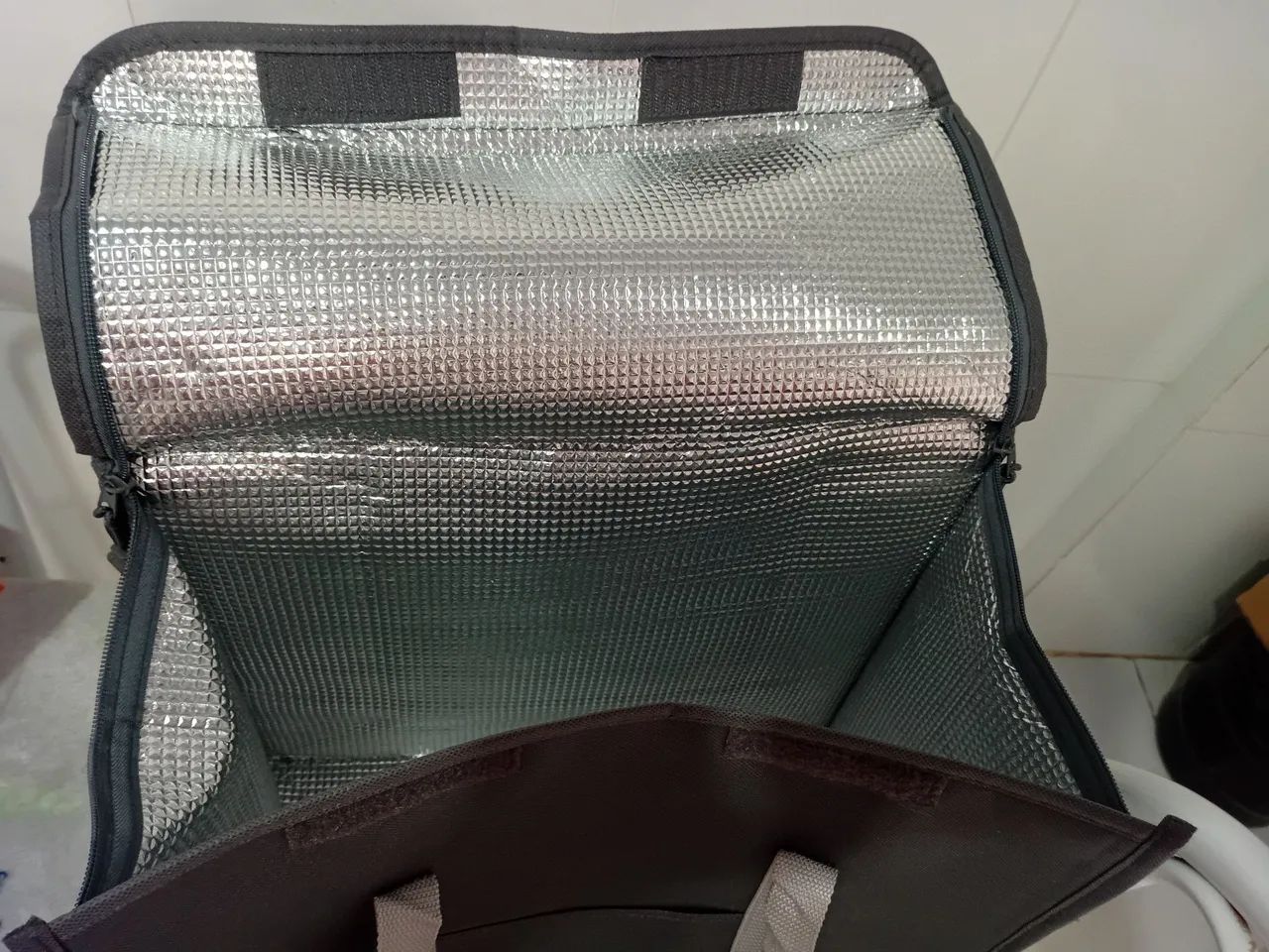 Bolsa térmica 34 litros - Foto 3