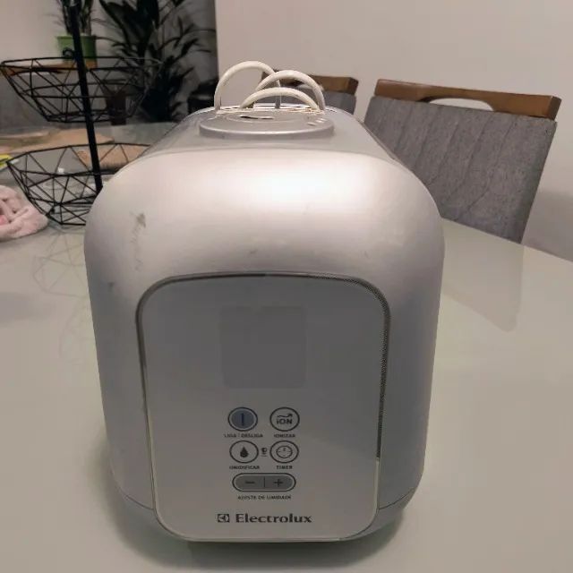 Umidificador Electrolux UM05E - Funcionando Perfeitamente - Foto 3