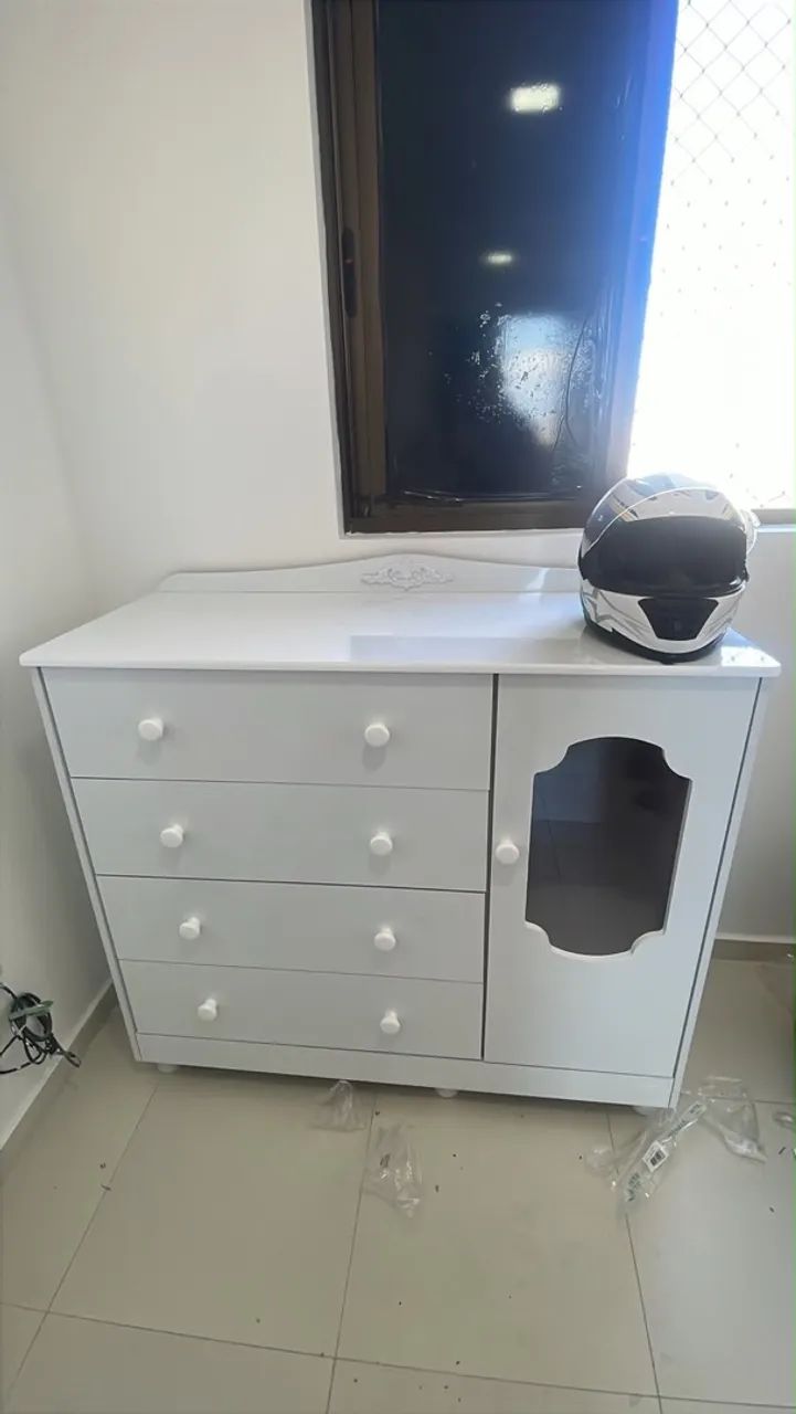 Cômoda branca NOVO