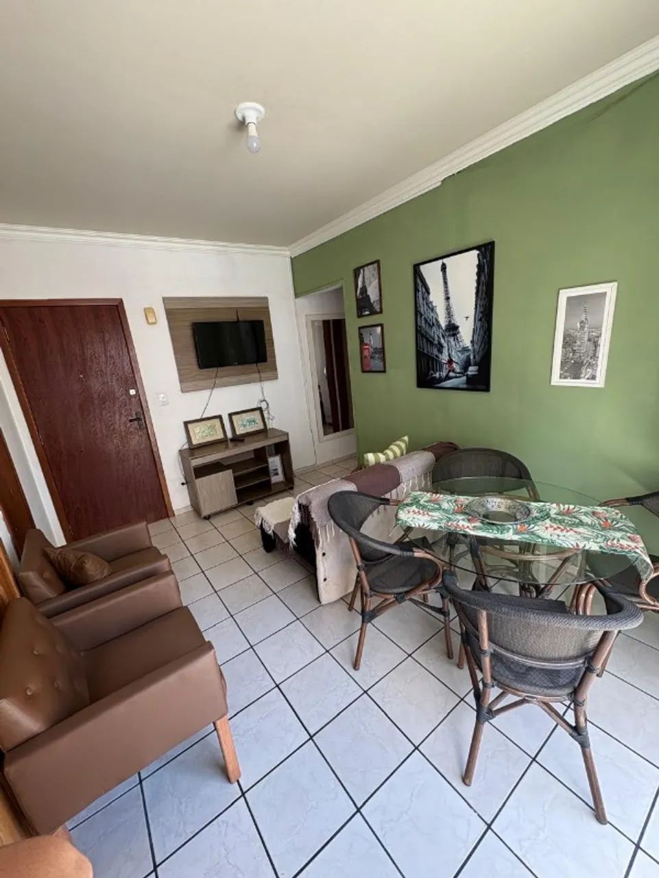 LINDO 2 DORM COM AR. PROX R.1500 e BRASIL. C/ GARAG