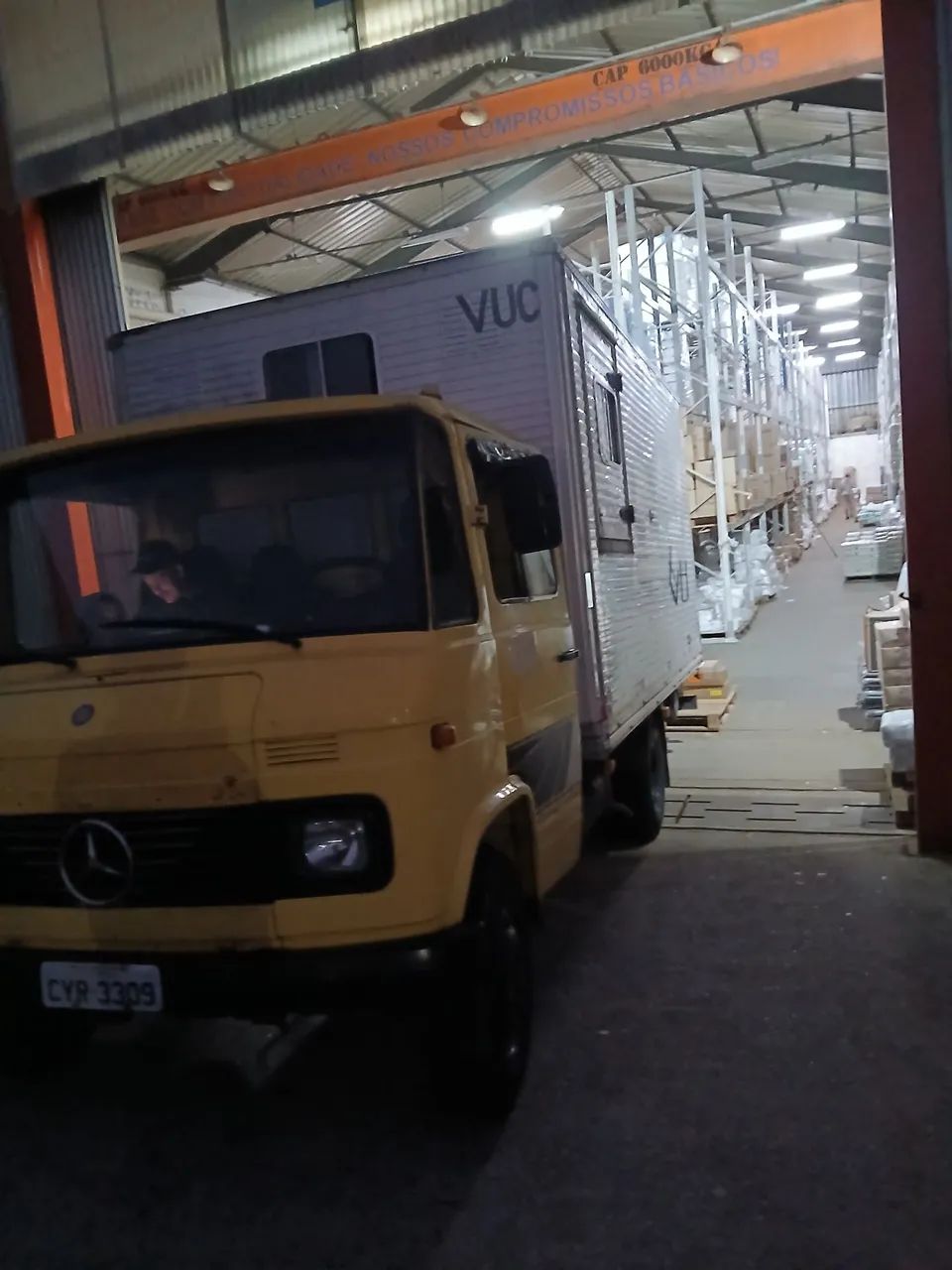 Mudanças e fretes caminhão baú 3/4 Campinas e região  - Foto 2