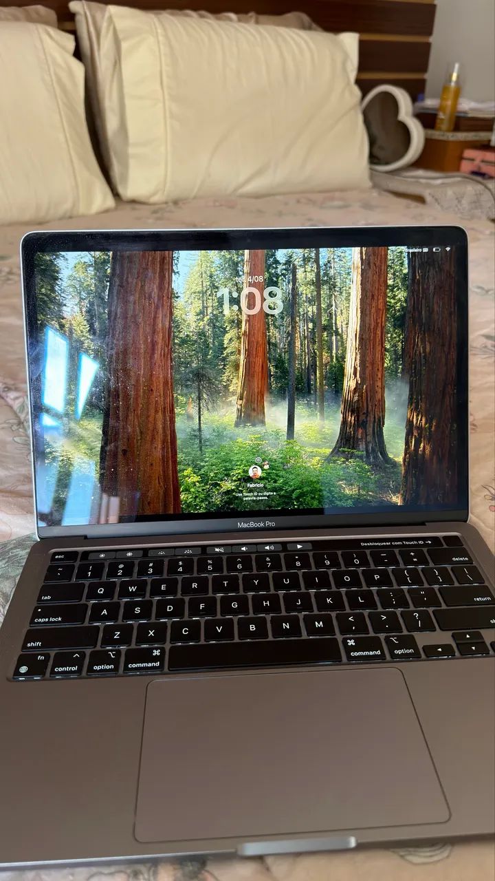 apple macbook pro m2 2022 13