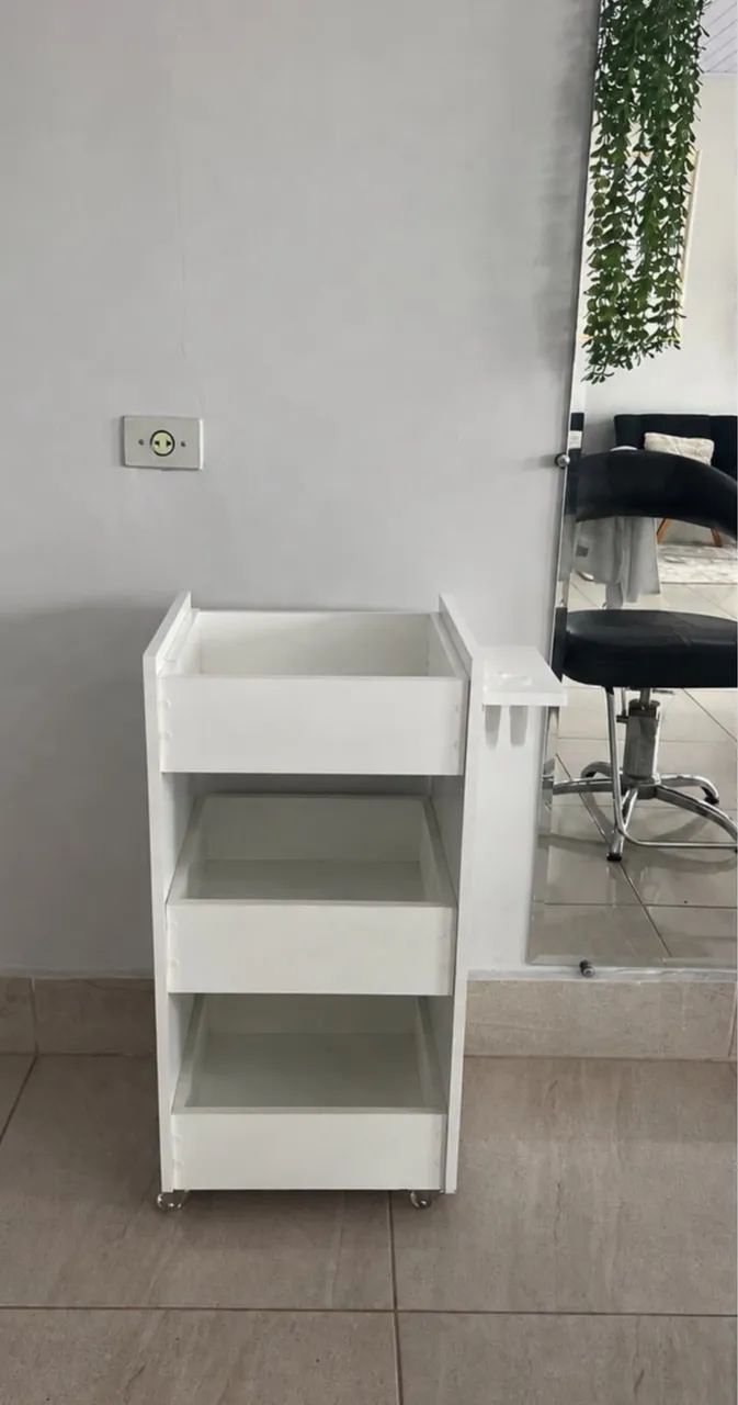 Carrinho auxiliar 
