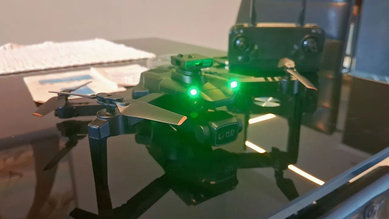 Drone dobrável com câmera  - Foto 4
