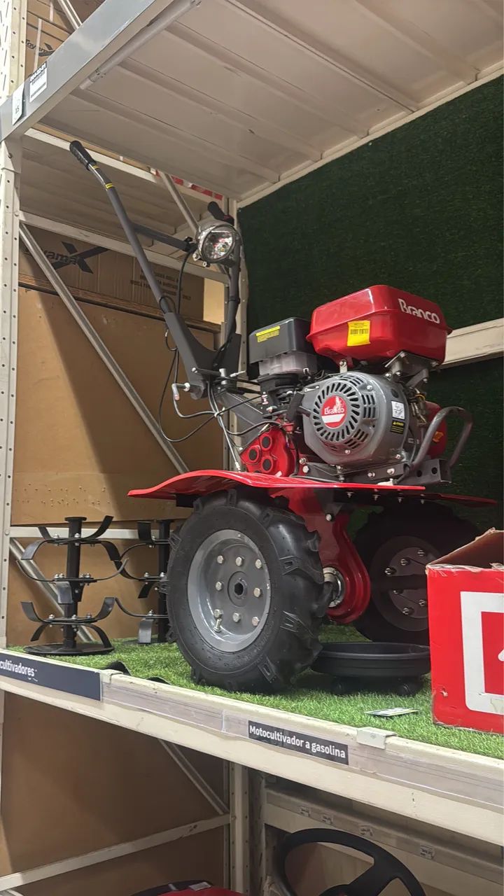 Moto cultivador