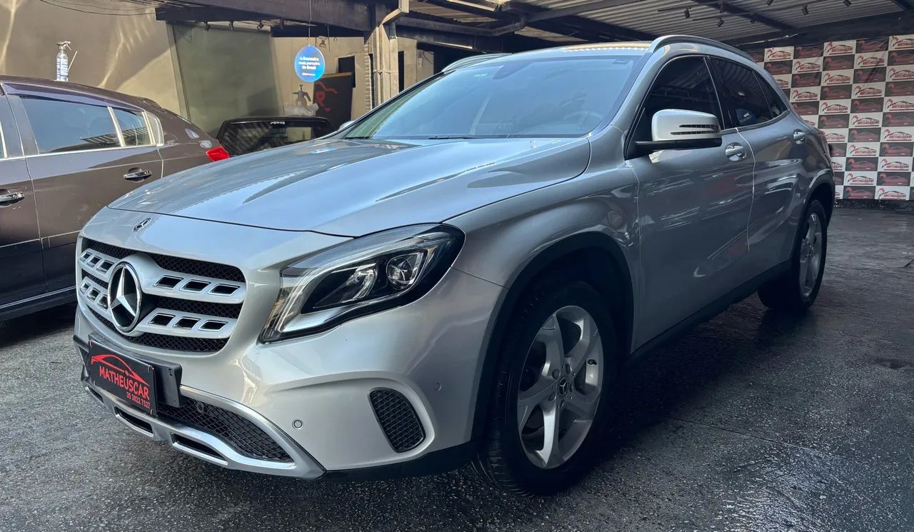 Mercedes-Benz GLA 200 Adv. 1.6/1.6 TB 16V Flex Aut. 2018