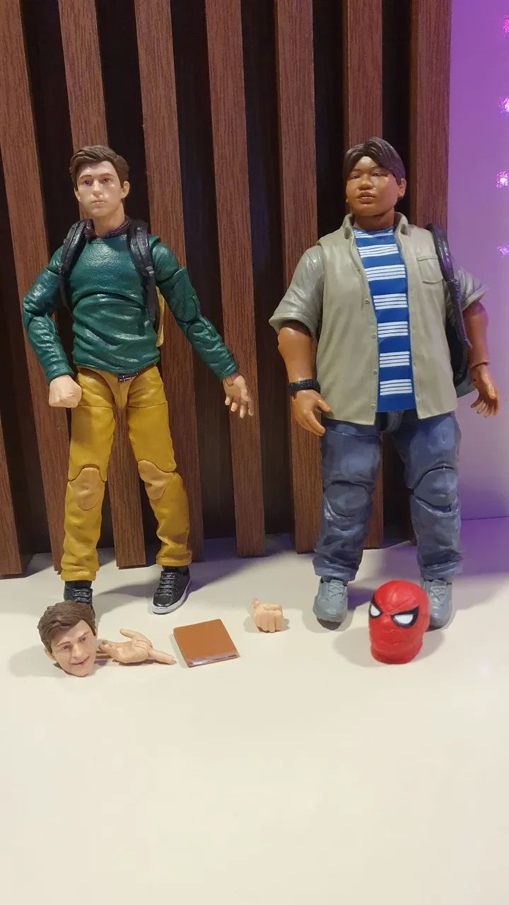 Marvel Legends SpiderMan Homecoming Pack - Foto 3