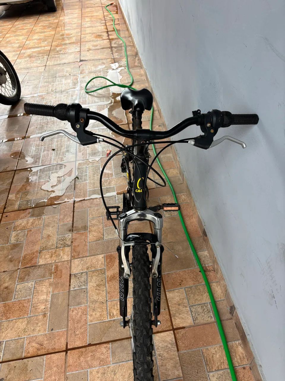 Vendo Bicicleta em estado muito bom  - Foto 5