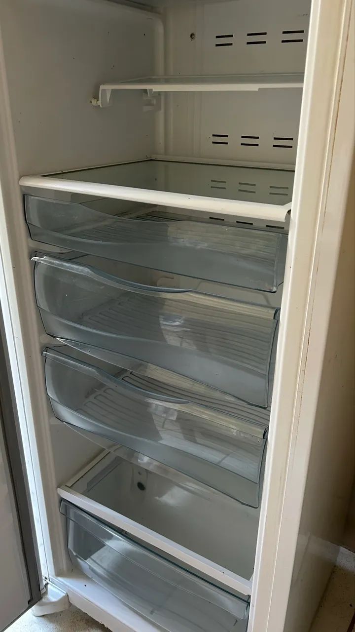 Freezer Vertical / Geladeira Brastemp 228L - Foto 5