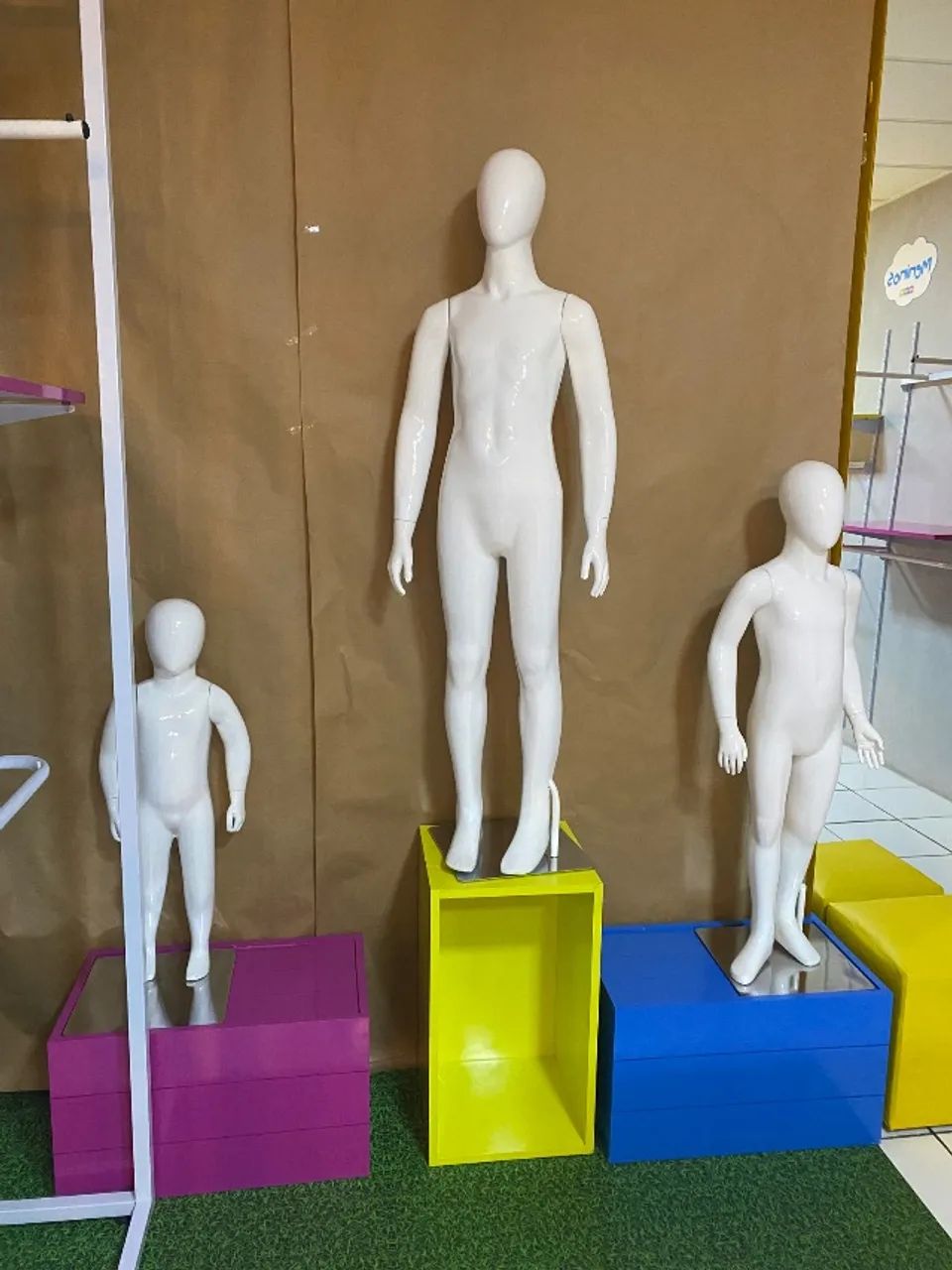 Loja Infantil Completa à Venda - Estrutura + Estoque - Foto 6
