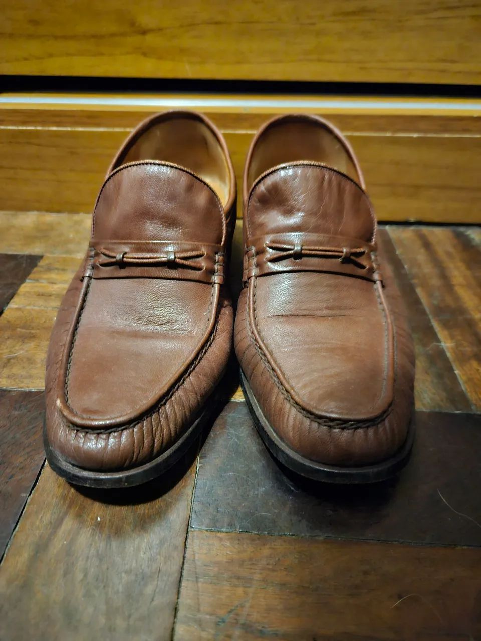 Sapato de couro tamanho 40