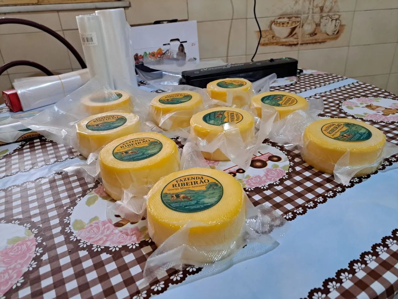 Queijo Artesanal meia cura 