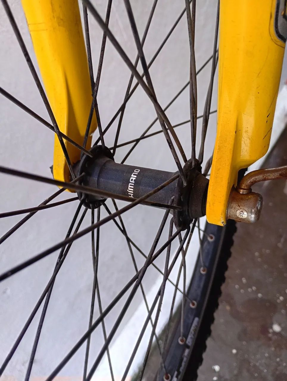 Estou vendendo uma bicicleta 29 macha - Foto 2