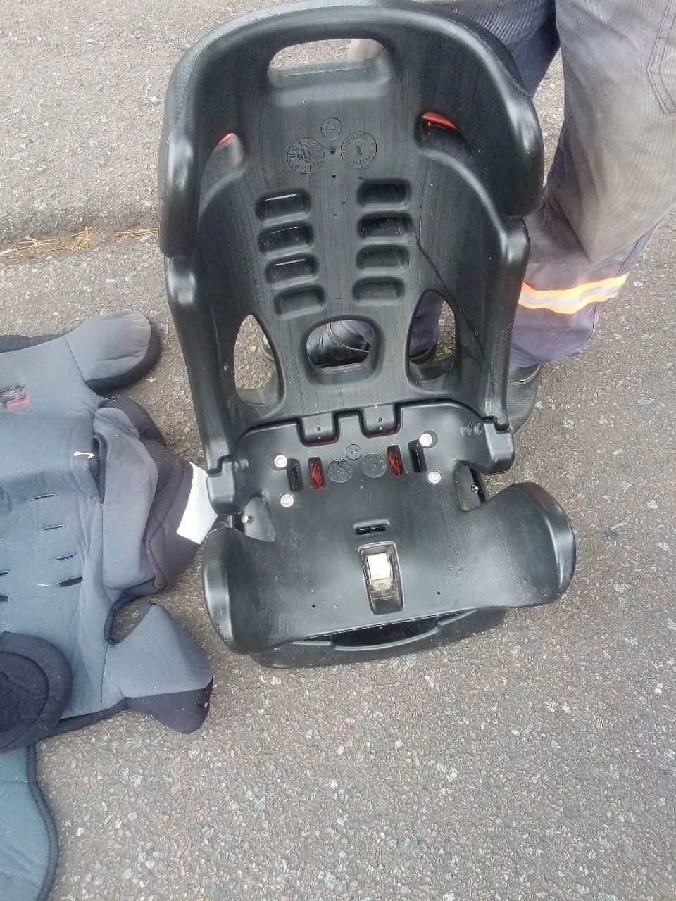 Cadeirinha de crianças 180 reais  - Foto 2