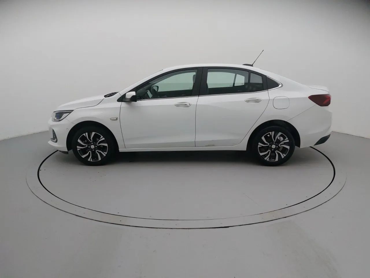 Chevrolet Onix Sedan Plus Premier 1.0 12V TB Flex Aut. 4P, foto 2 de 18