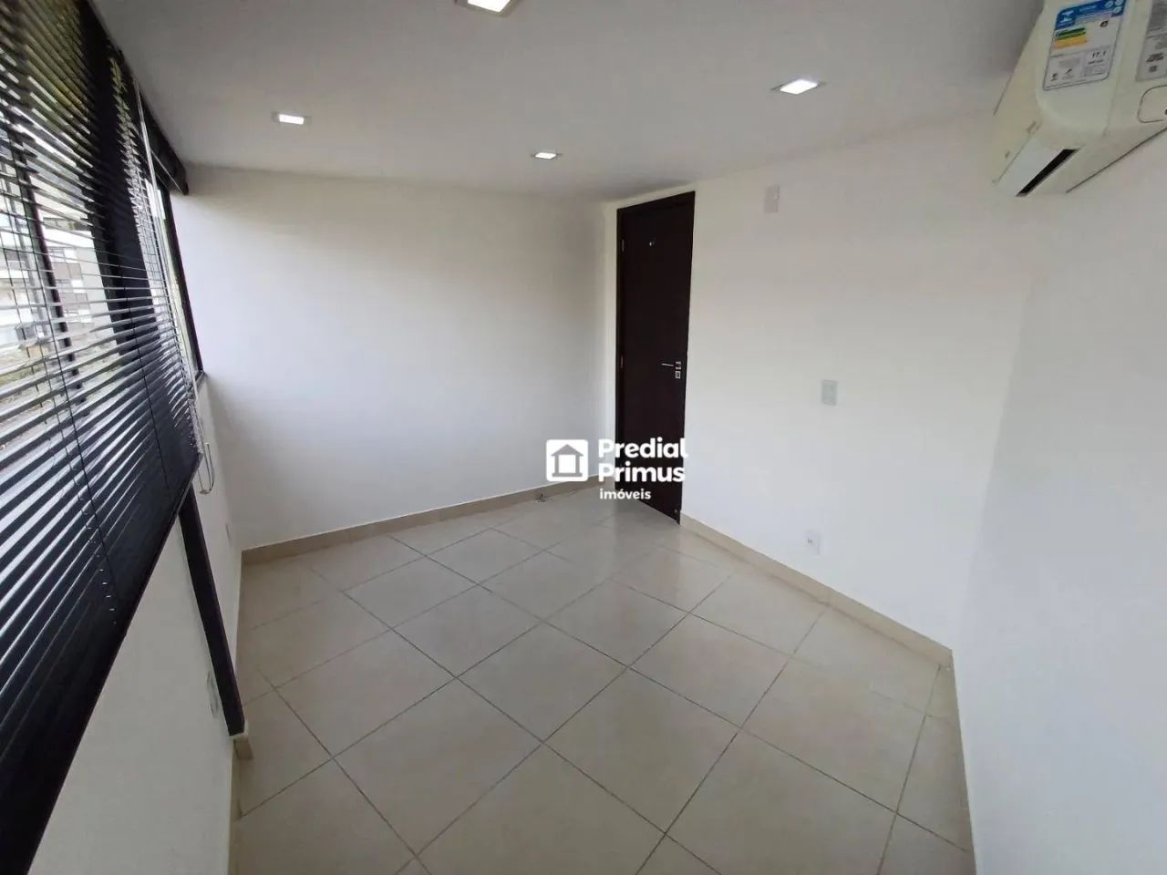 Sala para alugar, 35 m² no Centro - Nova Friburgo/RJ - Foto 3