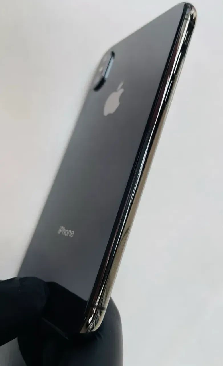 IPhone XS tudo original, nunca aberto, em excelente. estado sem riscos ...