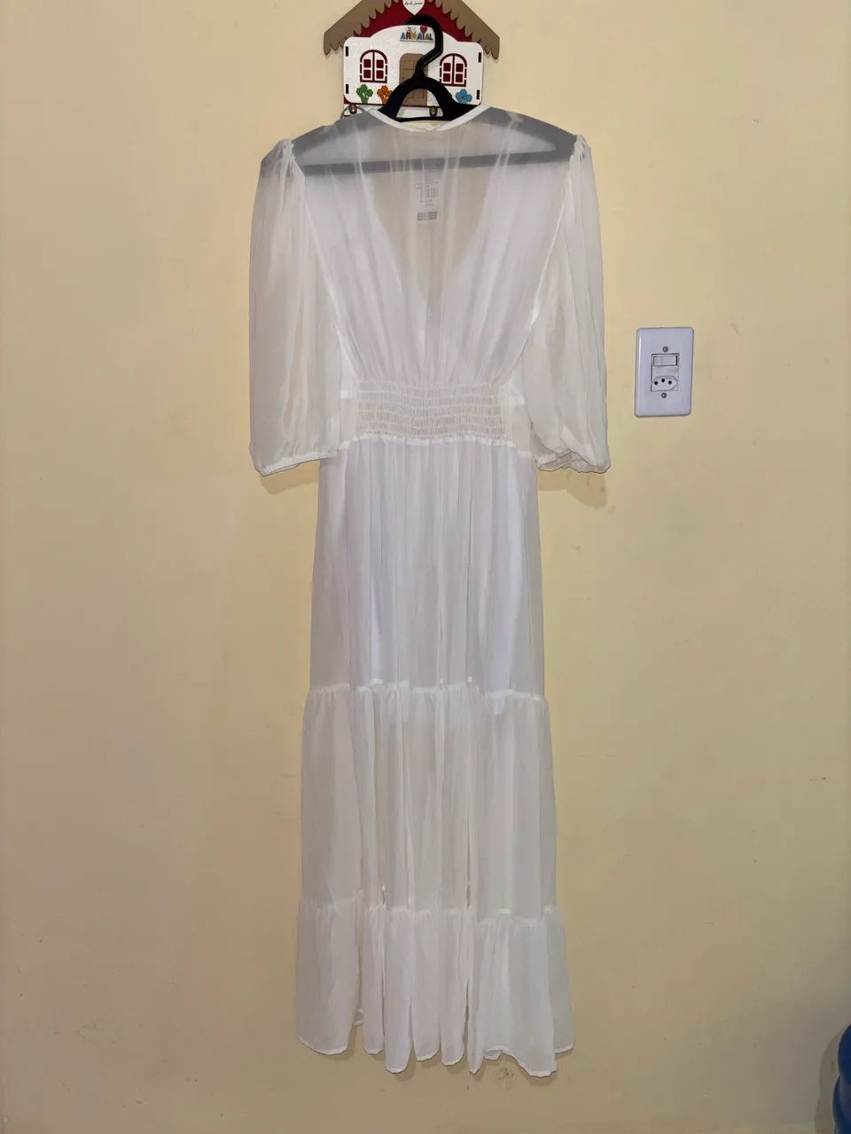 Vestido branco nunca usado  - Foto 2