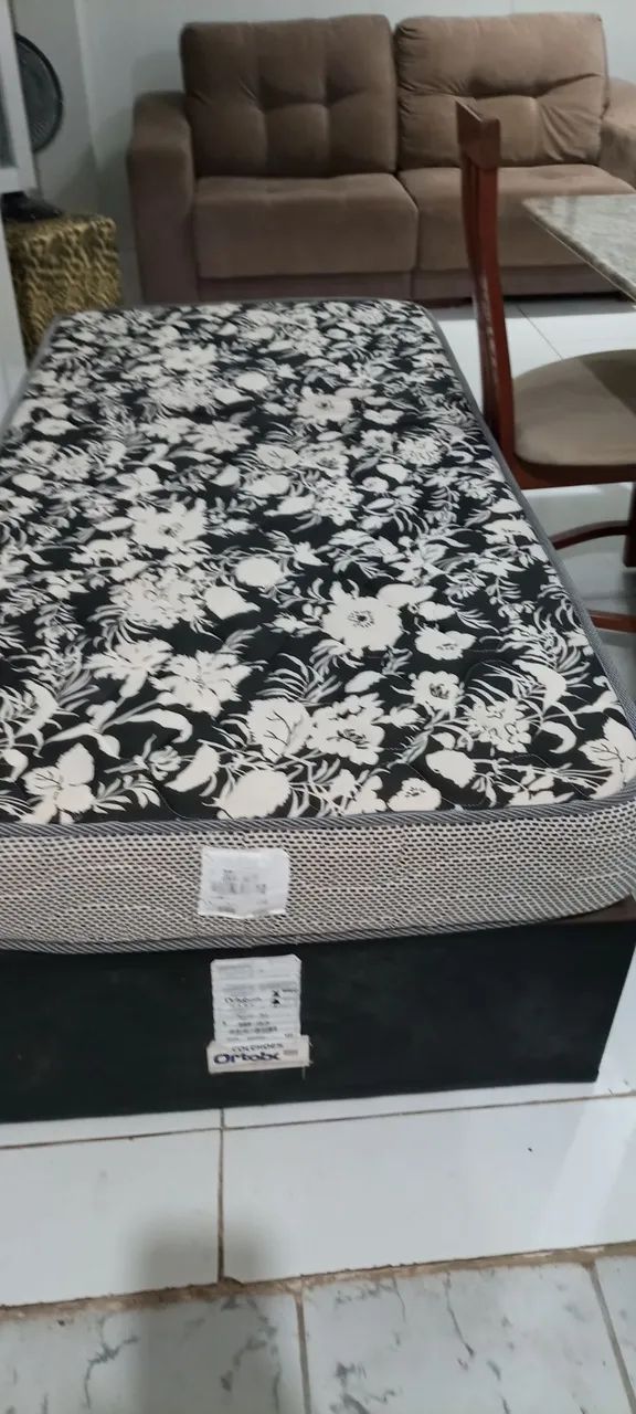 Cama box separado colchão e base