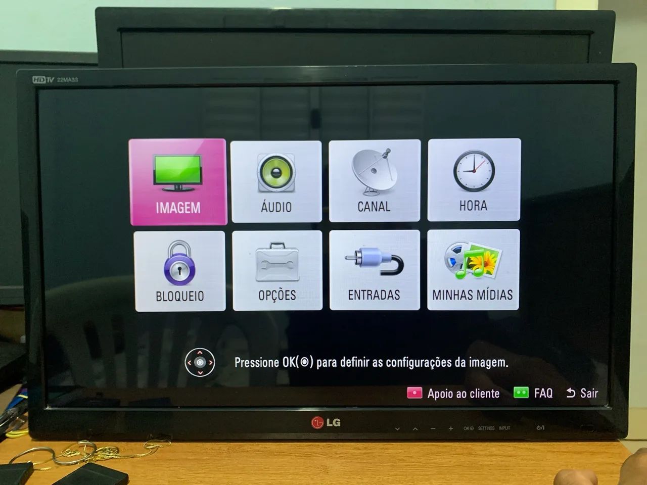 Tv/Monitor LG ?22? Polegadas 