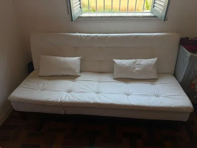 Sofa-cama de couro branco; sofa de 3 lugares; cama de viuvo - Foto 2