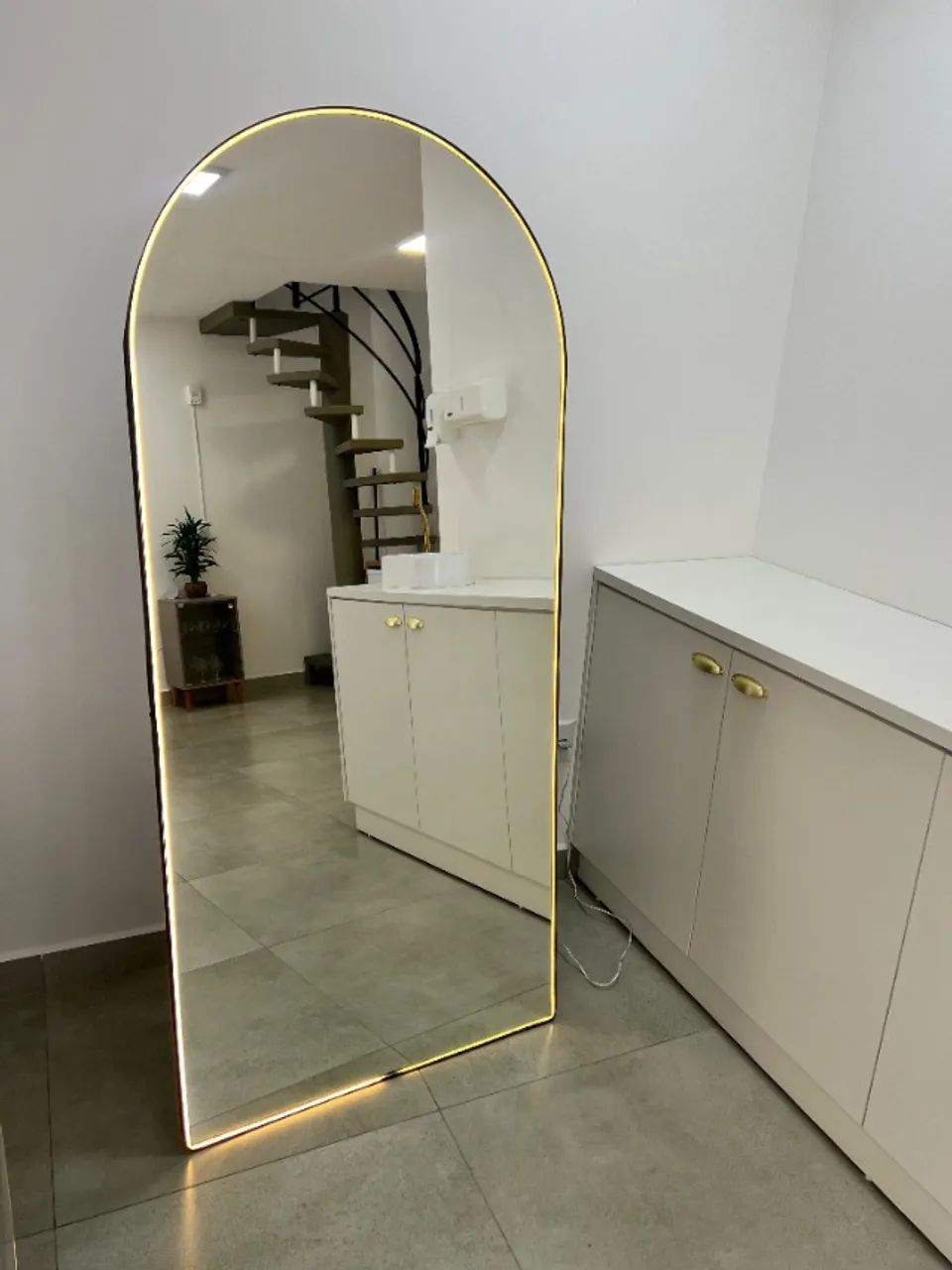 Espelho em Arco com Led 1,80m