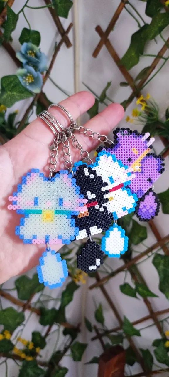 Chaveiros Hamabeads Gatinhos  - Foto 4