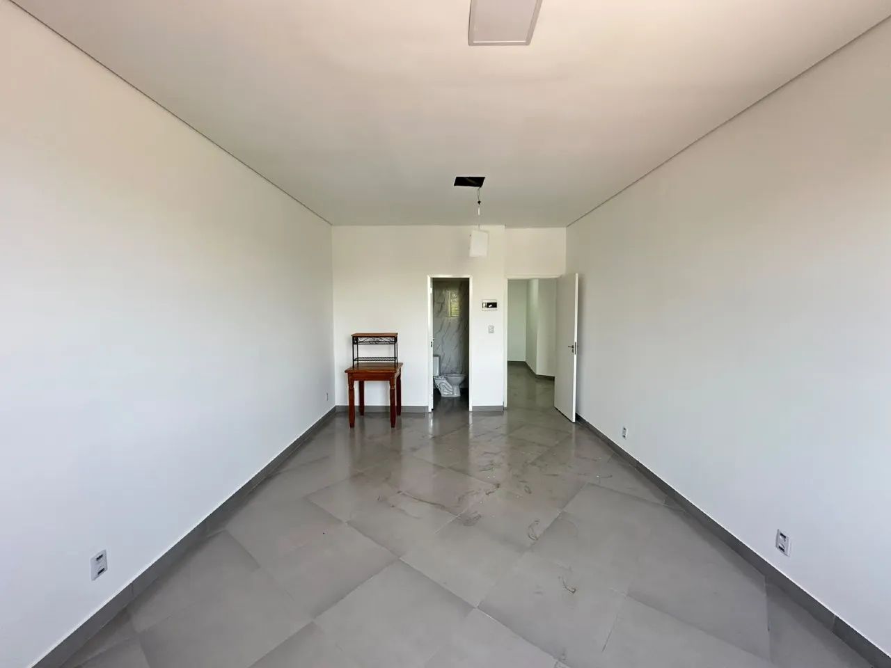Sala para alugar no Bairro Tirol - Foto 5