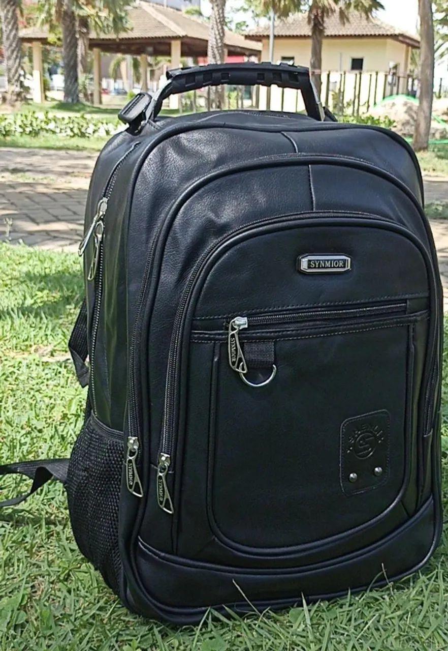 Mochila de Couro Reforçado Notebook Impermeável  - Foto 4