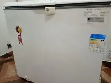 Freezer semi nova Consul 