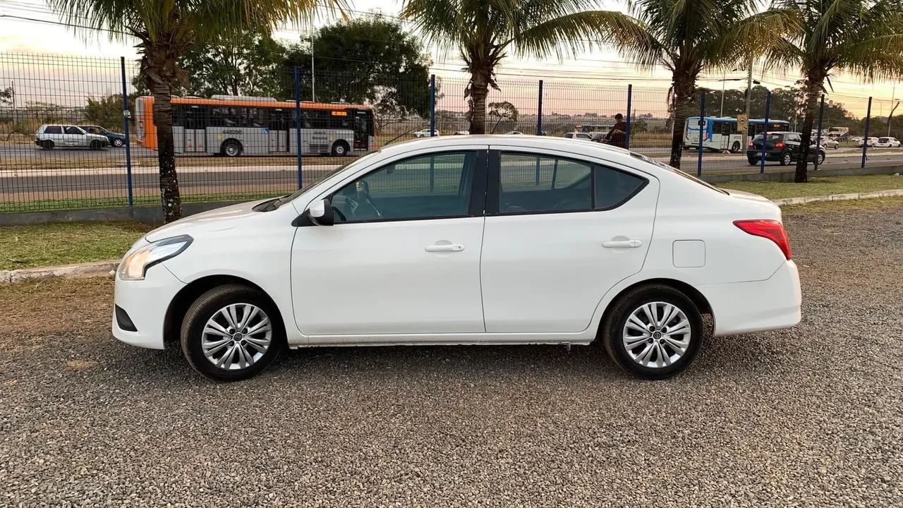 Nissan Versa 1.0 12V 2017