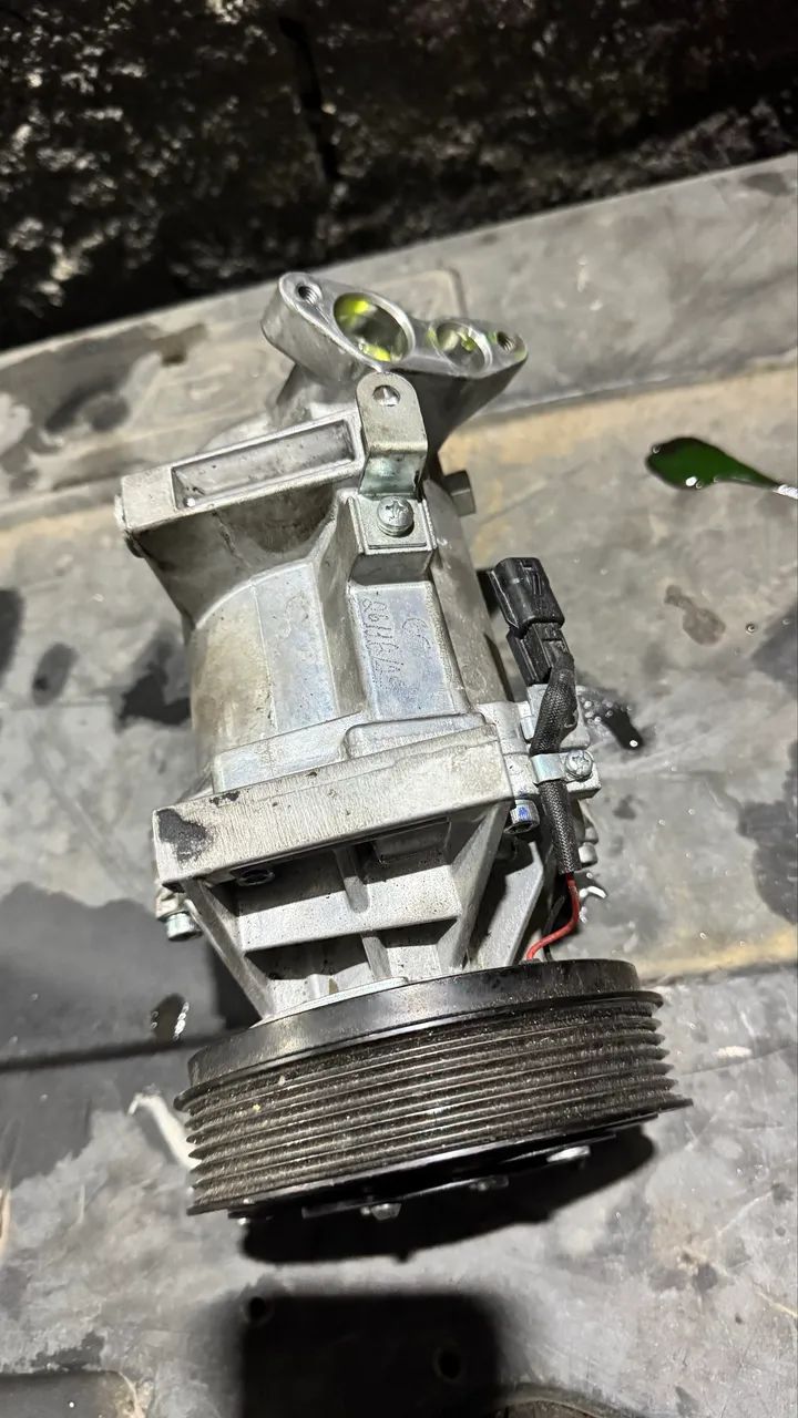 Compressor e condensador Linha Renault  - Foto 2