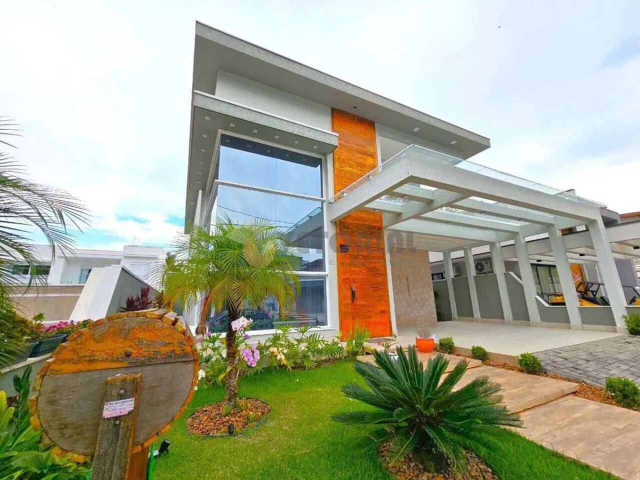 Sobrado Residencial / Costa Nova