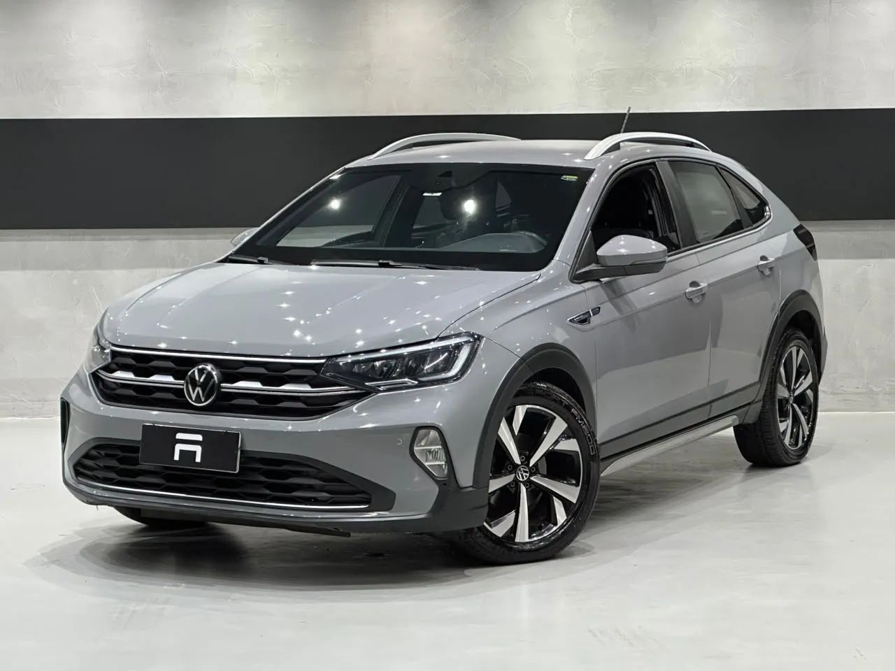 Volkswagen Nivus Highline 1.0 200 TSI Flex Aut., foto 3 de 19