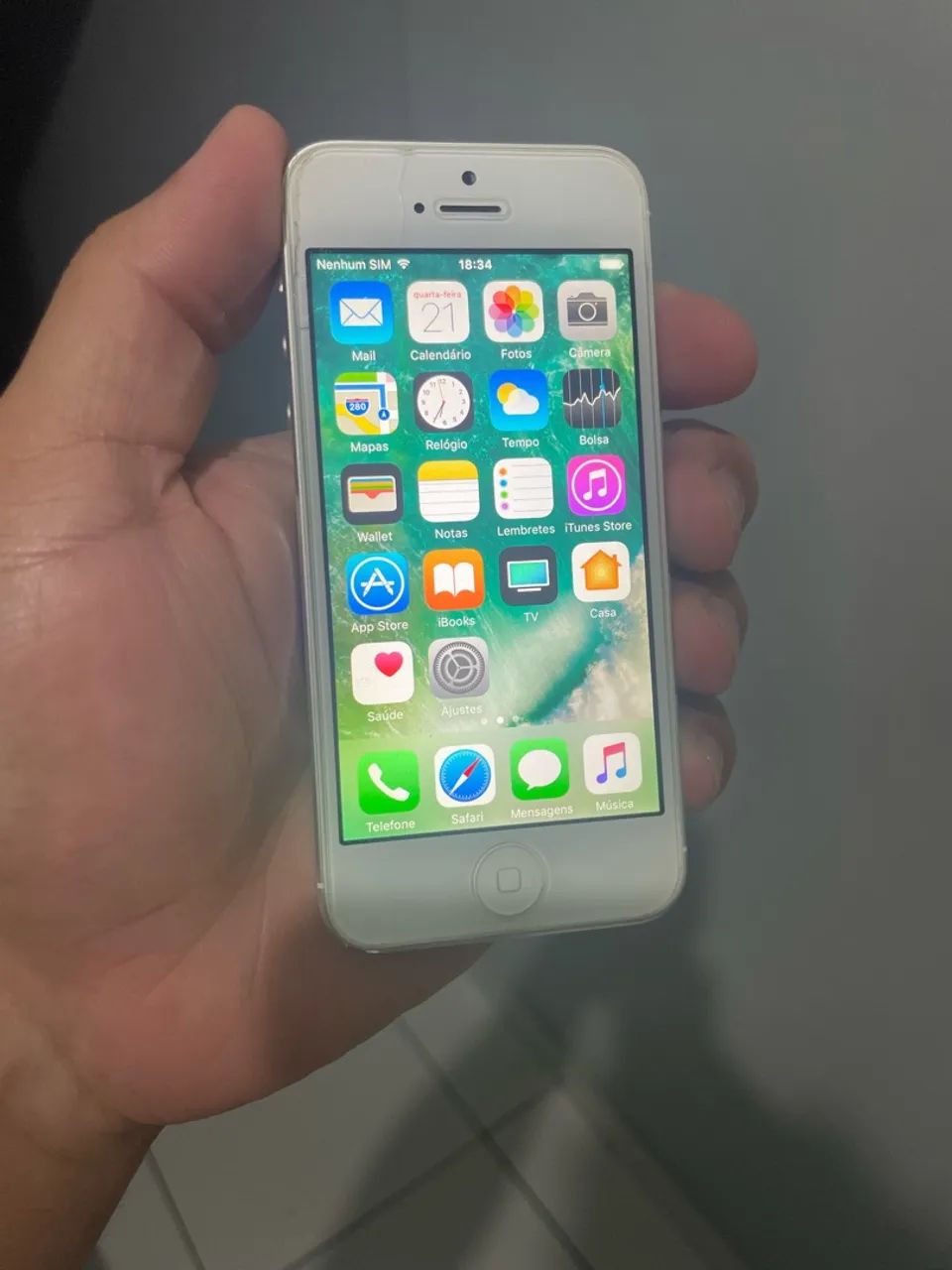 Vendo IPhone 5s Branco  - Foto 2