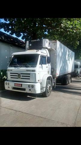 Caminhão truck frigorífico à frete
