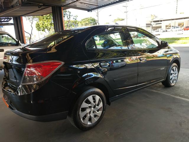 GM/ Prisma LT 1.4 "único dono " 65.000 km" - Foto 10