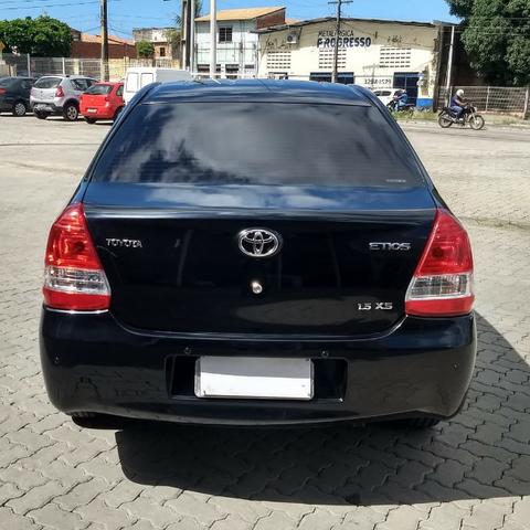 Toyota Etios 2013 - Foto 3