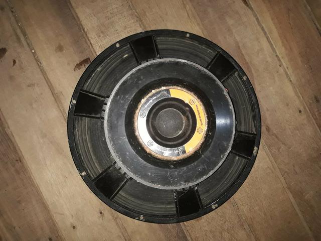 Vendo ou troco alto-falante de 18 Tornado Selenium 1100rms - Foto 3