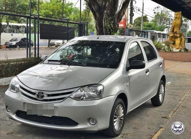 Toyota Etios X 1.3 Flex 16V Mec. (Ano 2013)