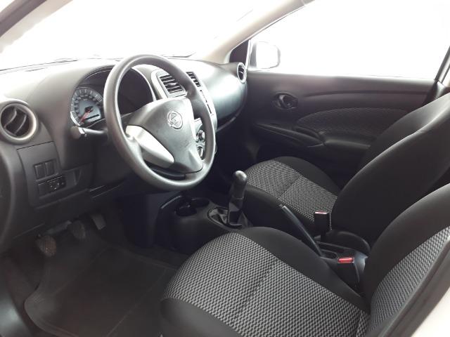 Oferta com Bônus de Ipva 2020 - Nissan Versa Conforto 1.0 2018 - Financiamos em até 60X - Foto 6