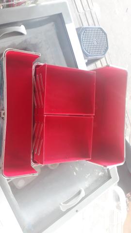 Vendo maletinha 60 reais aceito cartão