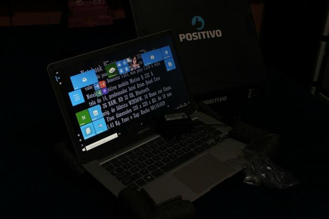 Notebook positvo com nota fiscal